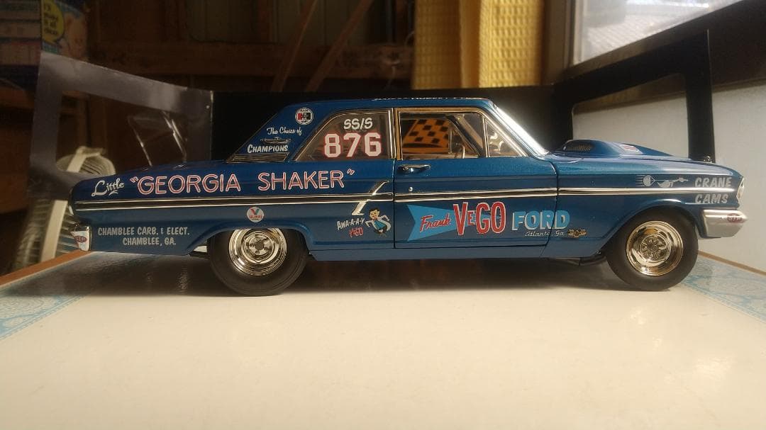 アクメ 1964 フォード サンダーボルト 1/18