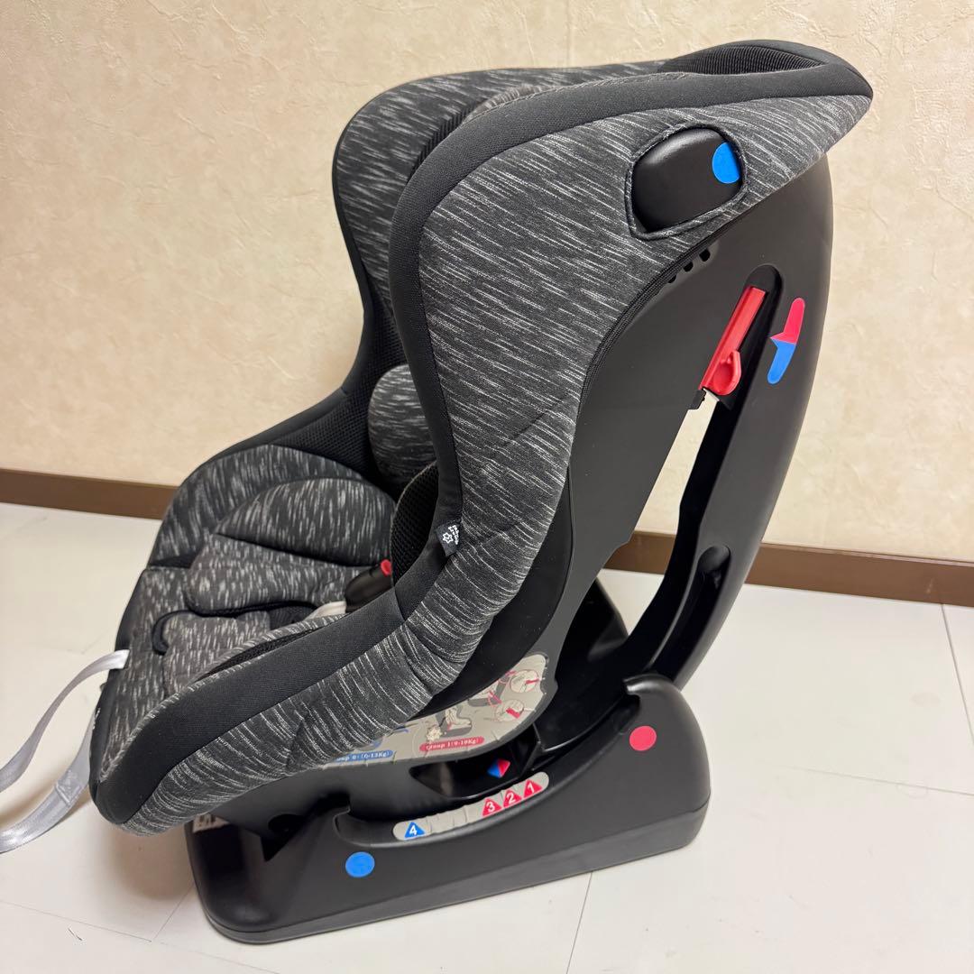 オデカケ レジェプラス（Leger Plus）／取扱説明書付き　チャイルドシート