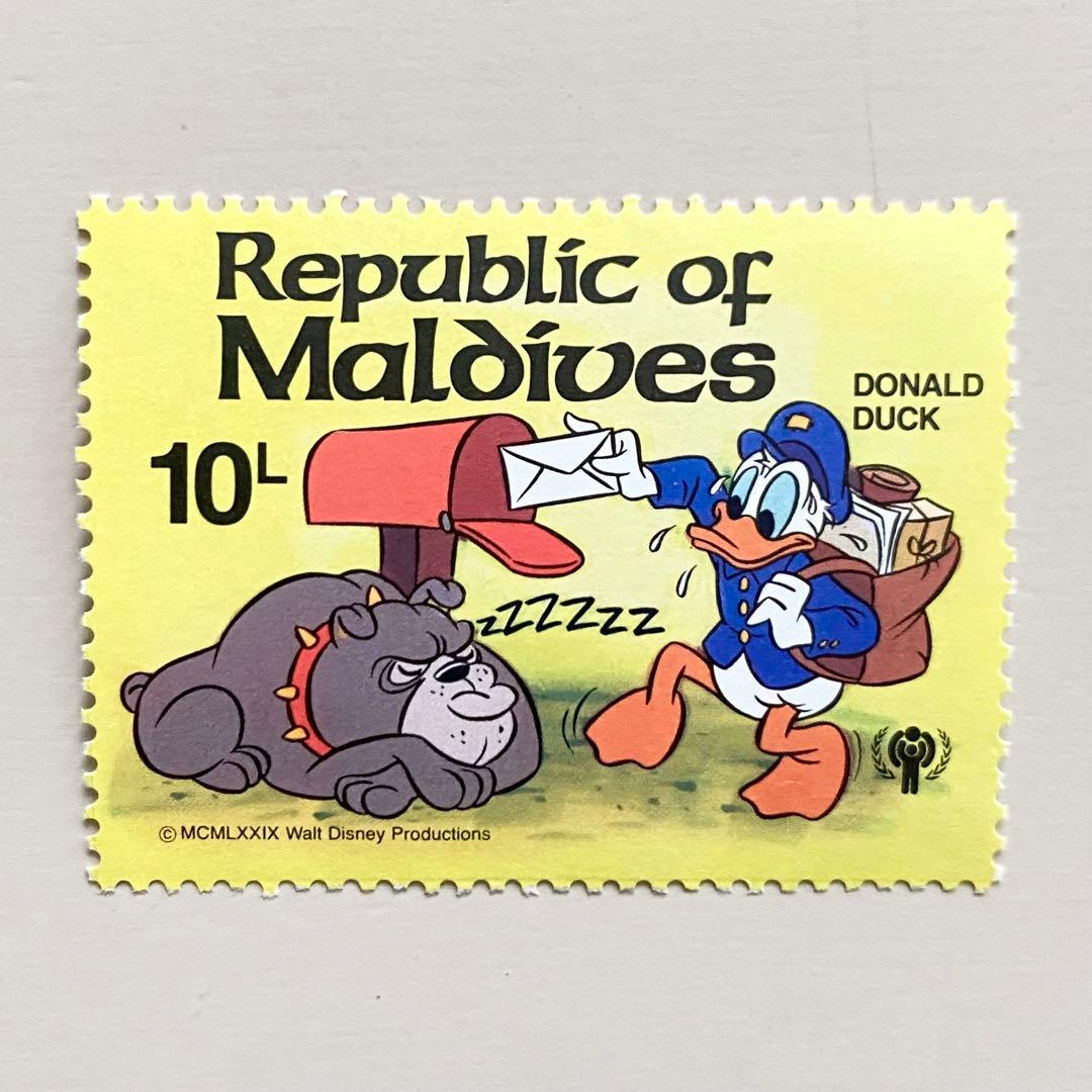 外国切手7枚（ディズニー切手：モルディブ発行ミッキーの郵便屋さん