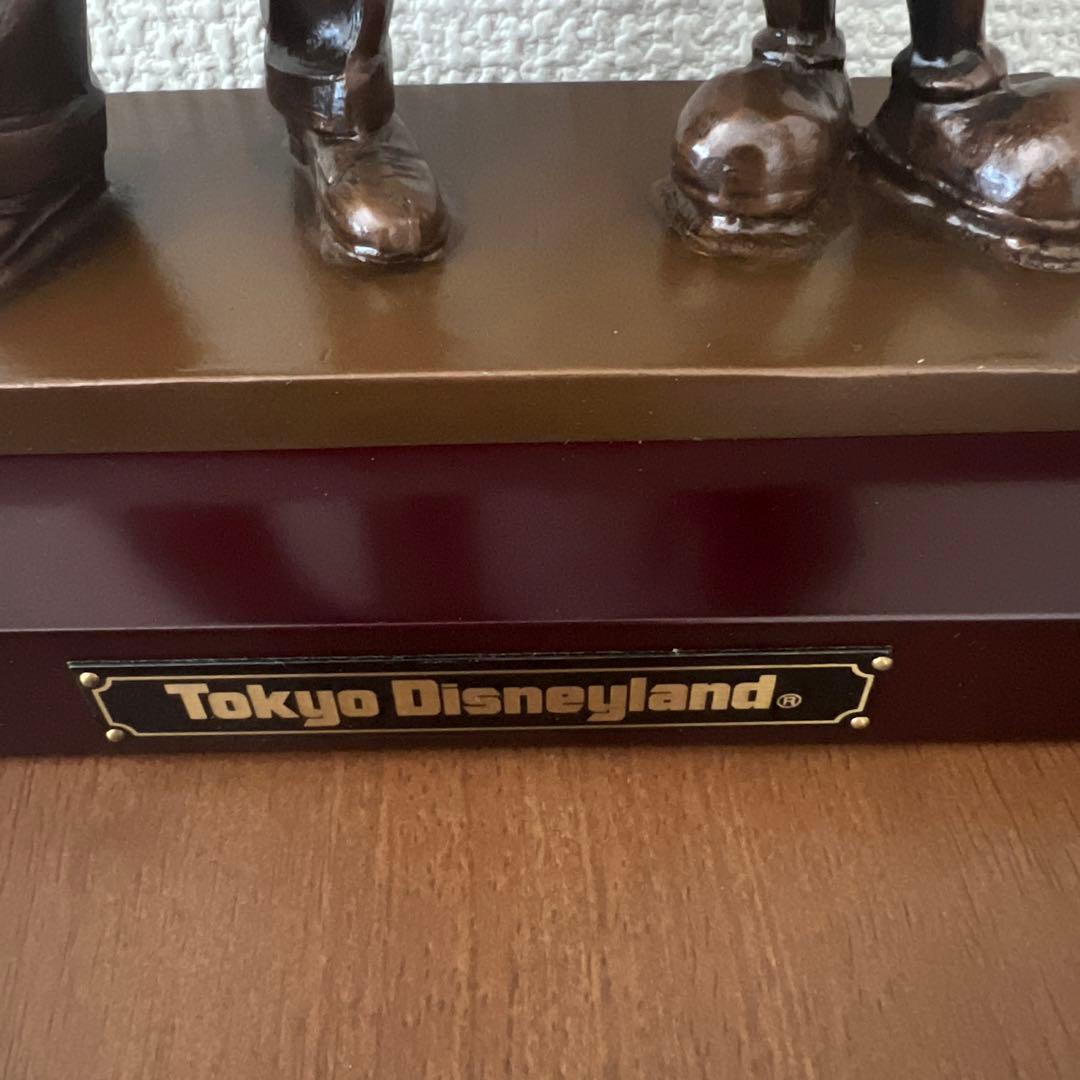 ウォルト・ディズニー&ミッキーマウス　　パートナーズ像
