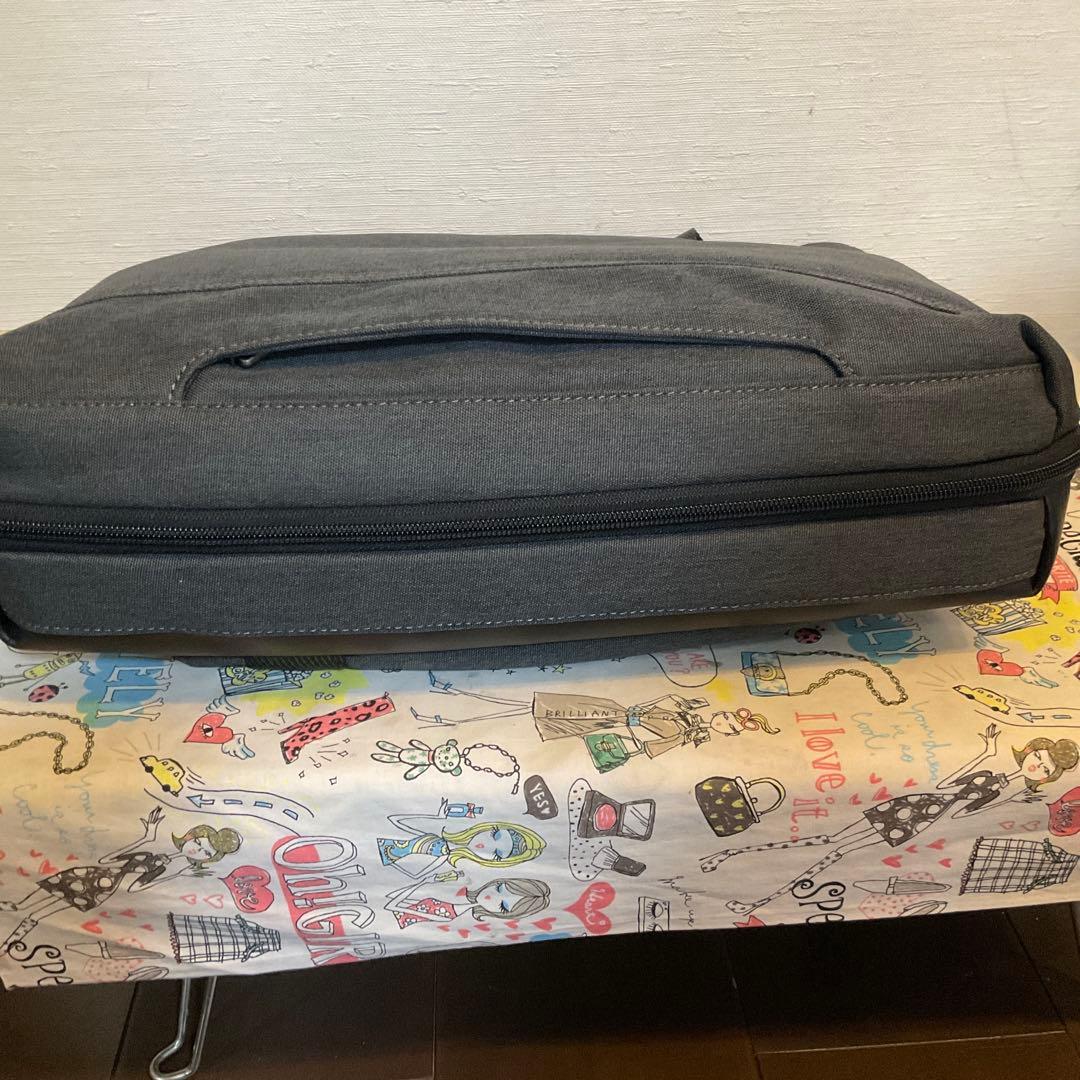 TUMI トートバッグ　グレー　ほぼ未使用