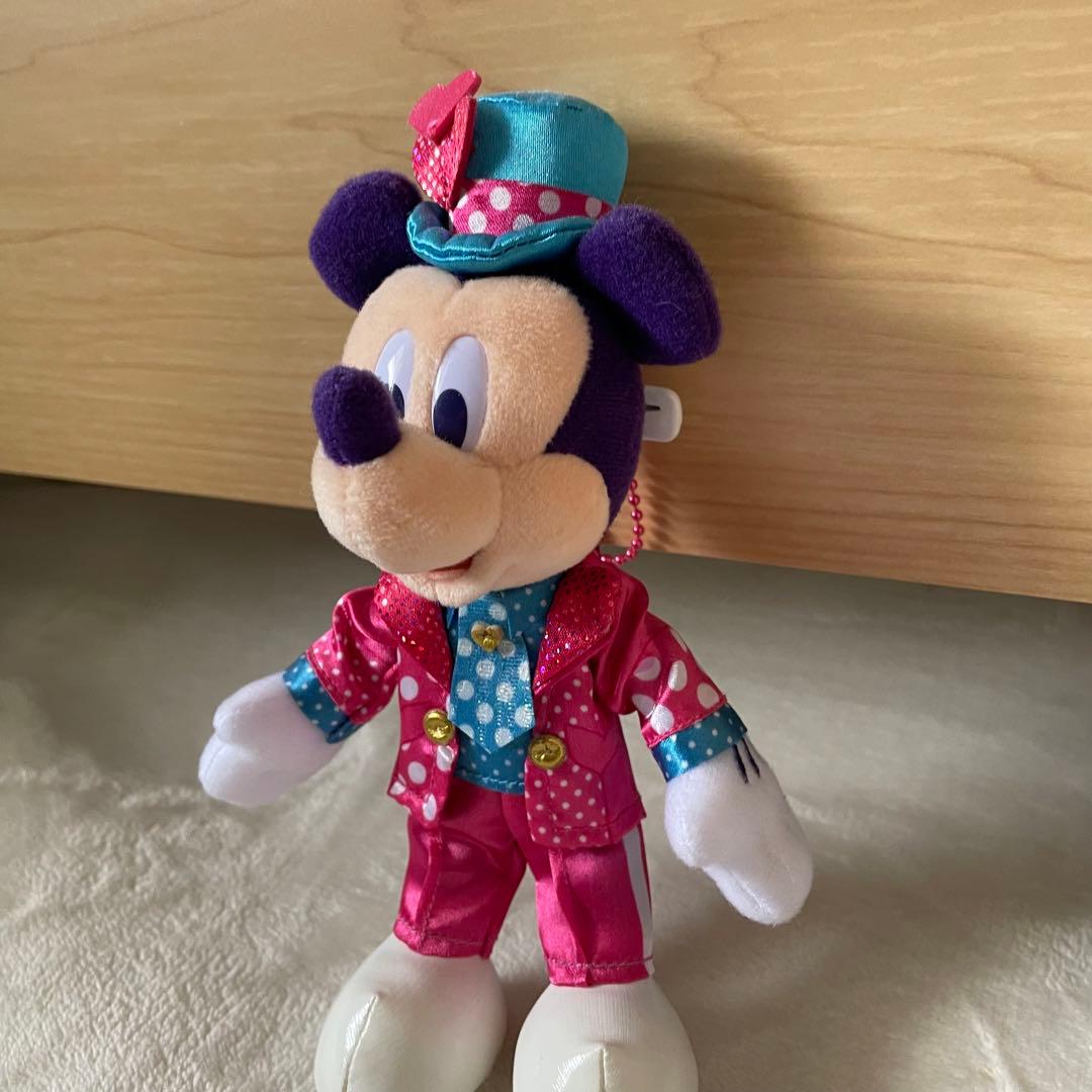 ミッキー　ぬいぐるみバッジ　ミニーのファンダーランド　ミニーのパルパルーザ