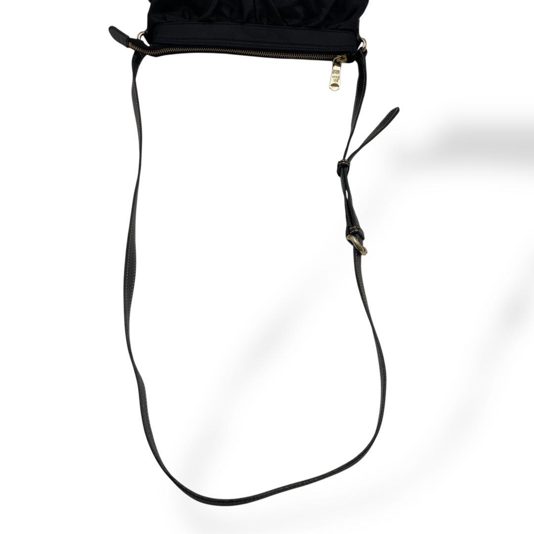 アナスイ ANNA SUI ショルダーバッグ 斜め掛け ナイロン ブラック ロゴ