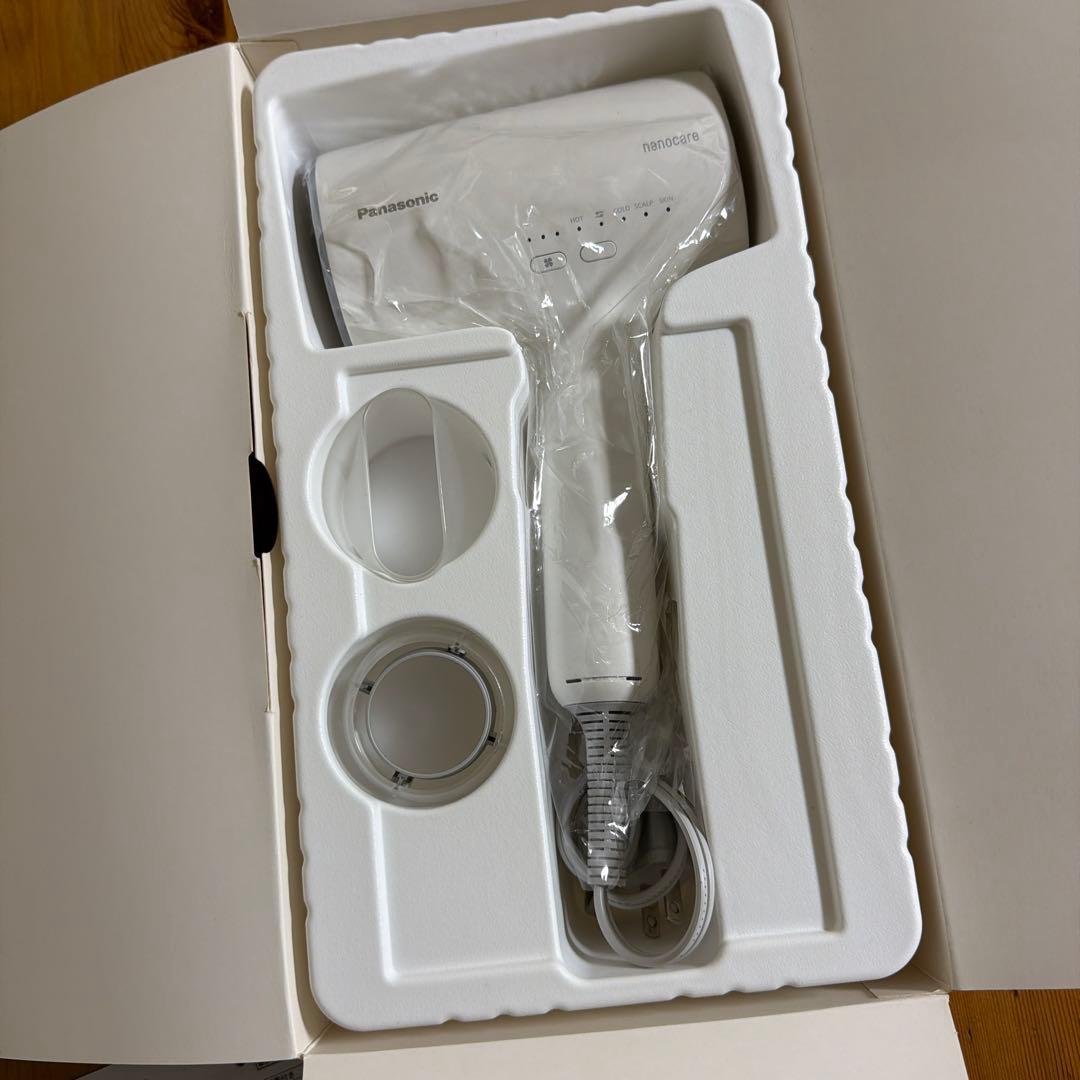 Panasonic ドライヤー　ナノケア　EH-NA0J ホワイト