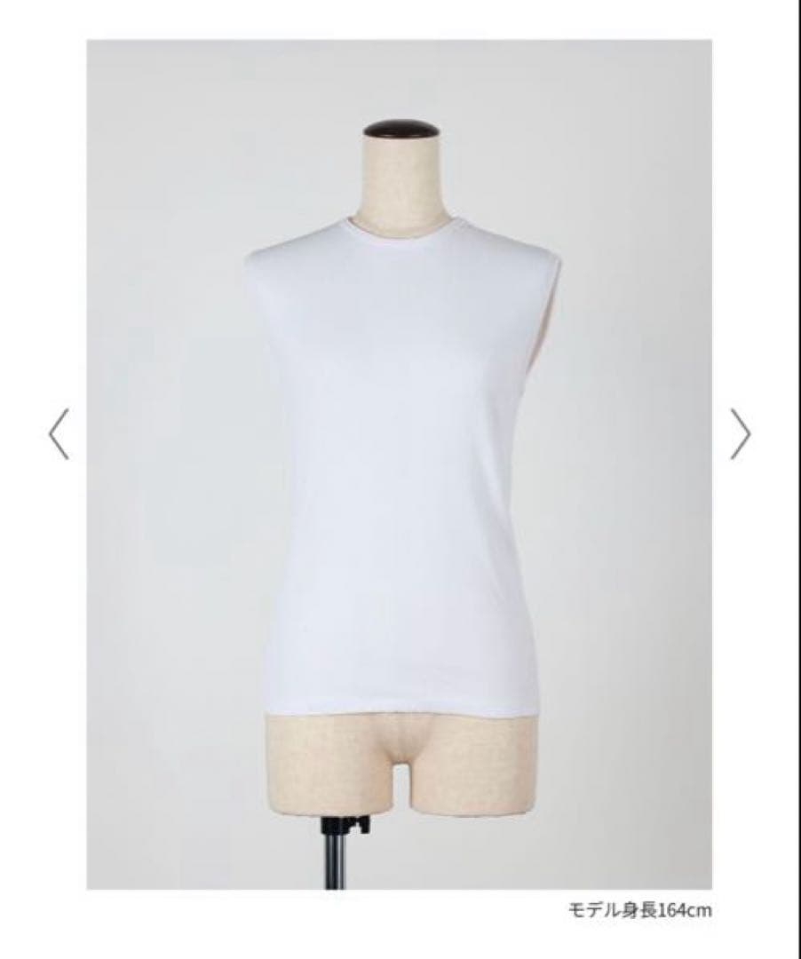 東原亜希　2025SS FORM リブカットソーノースリーブ　ホワイト