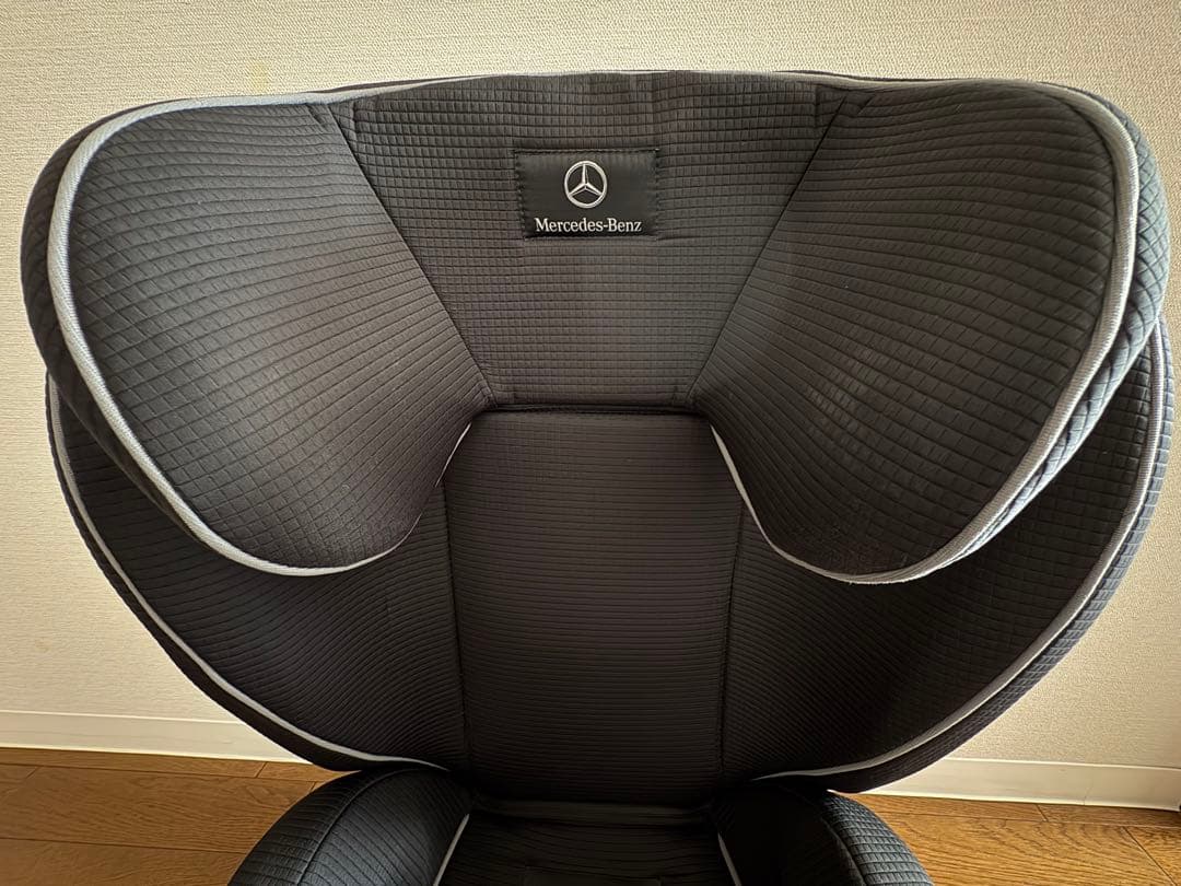 camille⭐︎メルセデスベンツ 純正 ジュニアシート ISOFIX
