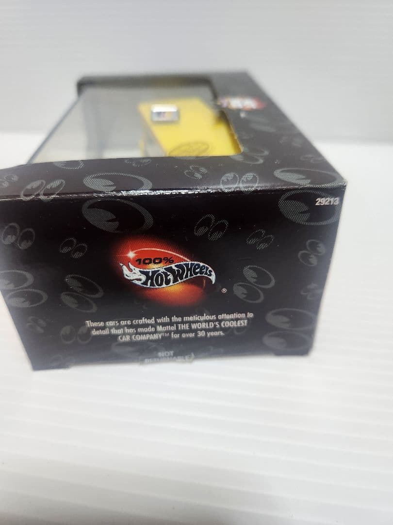 100% ホットウィール MOON Equipped truck set マテル