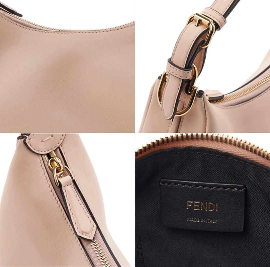 FENDI フェンディグラフィー スモール レザー ワンショルダーバッグ ピンク