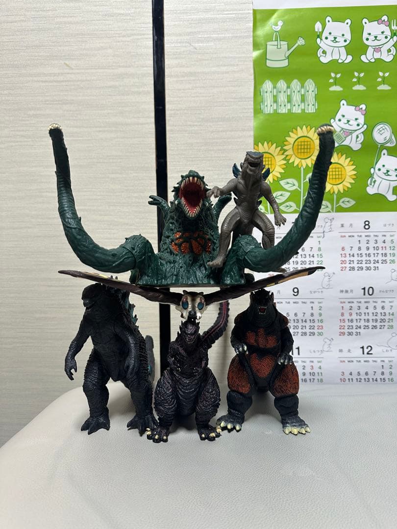 ゴジラフィギュアコンボ ゴジラ・コング フィギュアセット S.H.モンスターアーツ Amazon.co.jp