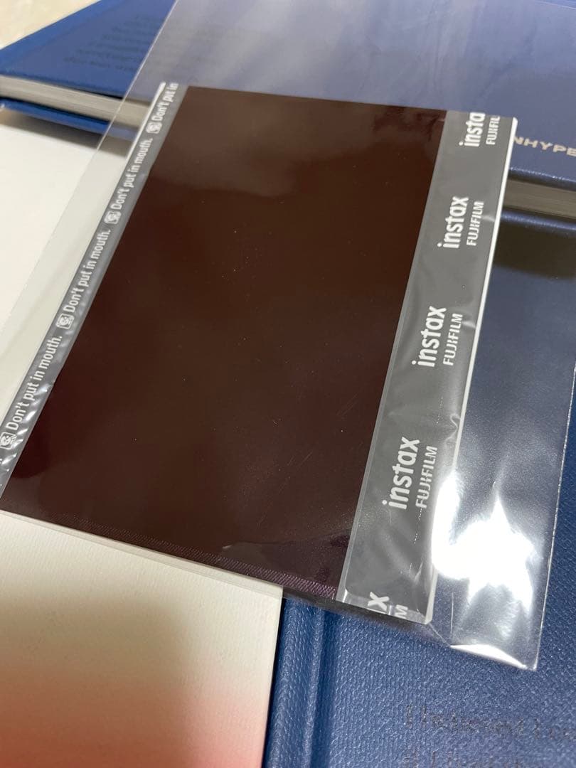 enhypen ヒスン 直筆サイン入りポラロイド 2025年最新】エンハイフン