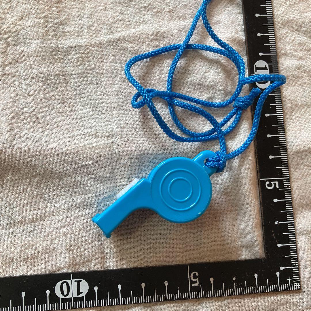 ブルー　ホイッスル　ハローキティ　笛　プラ