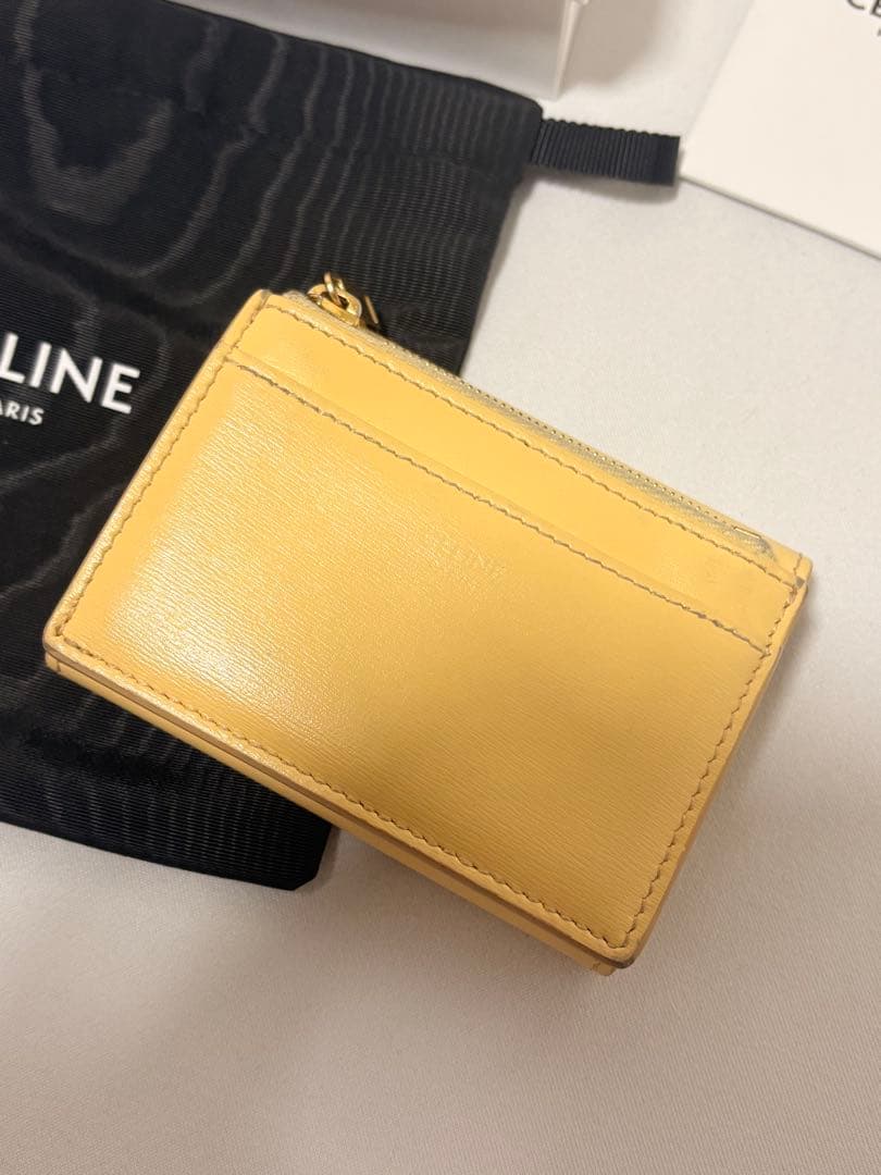 CELINE 入れ付きコンパクトウォレット　トリンオフ