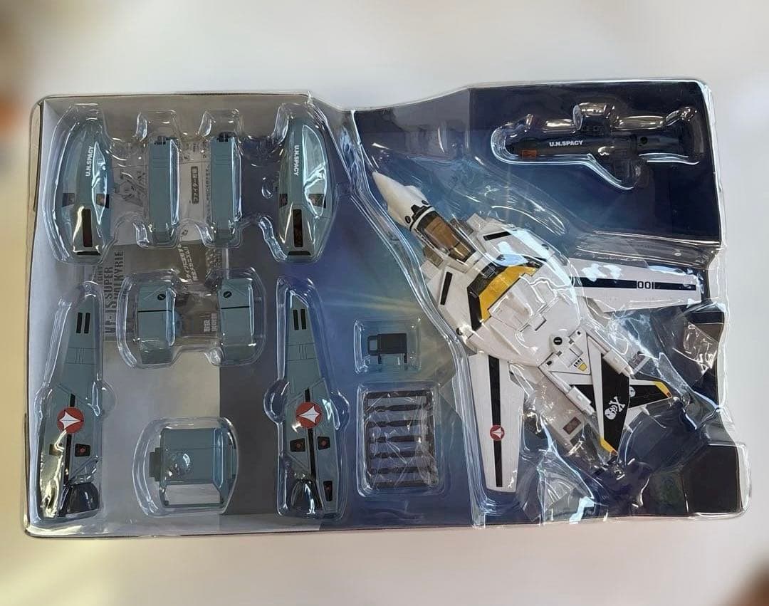 【未使用】1/55VF-1S スーパーバルキリー ロイ•フォッカー機 可変戦闘機