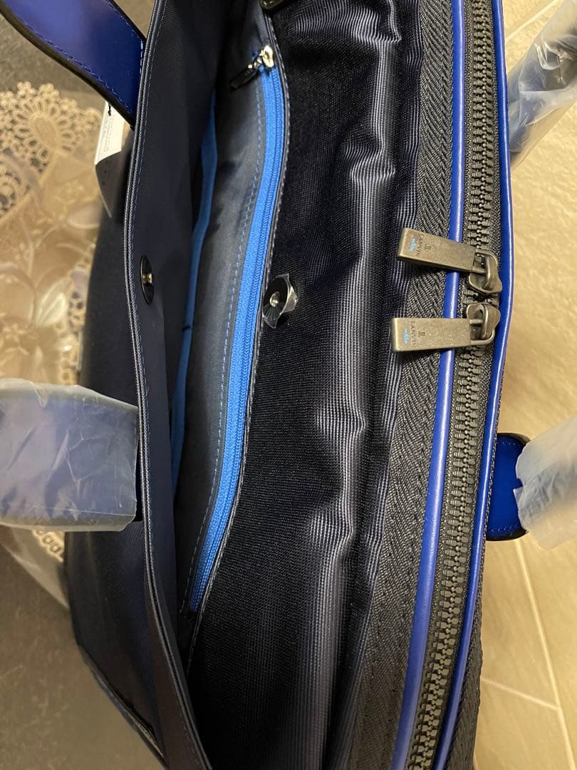 【新品】LANVIN en Bleu　ビジネスバッグ　紺　27,500円
