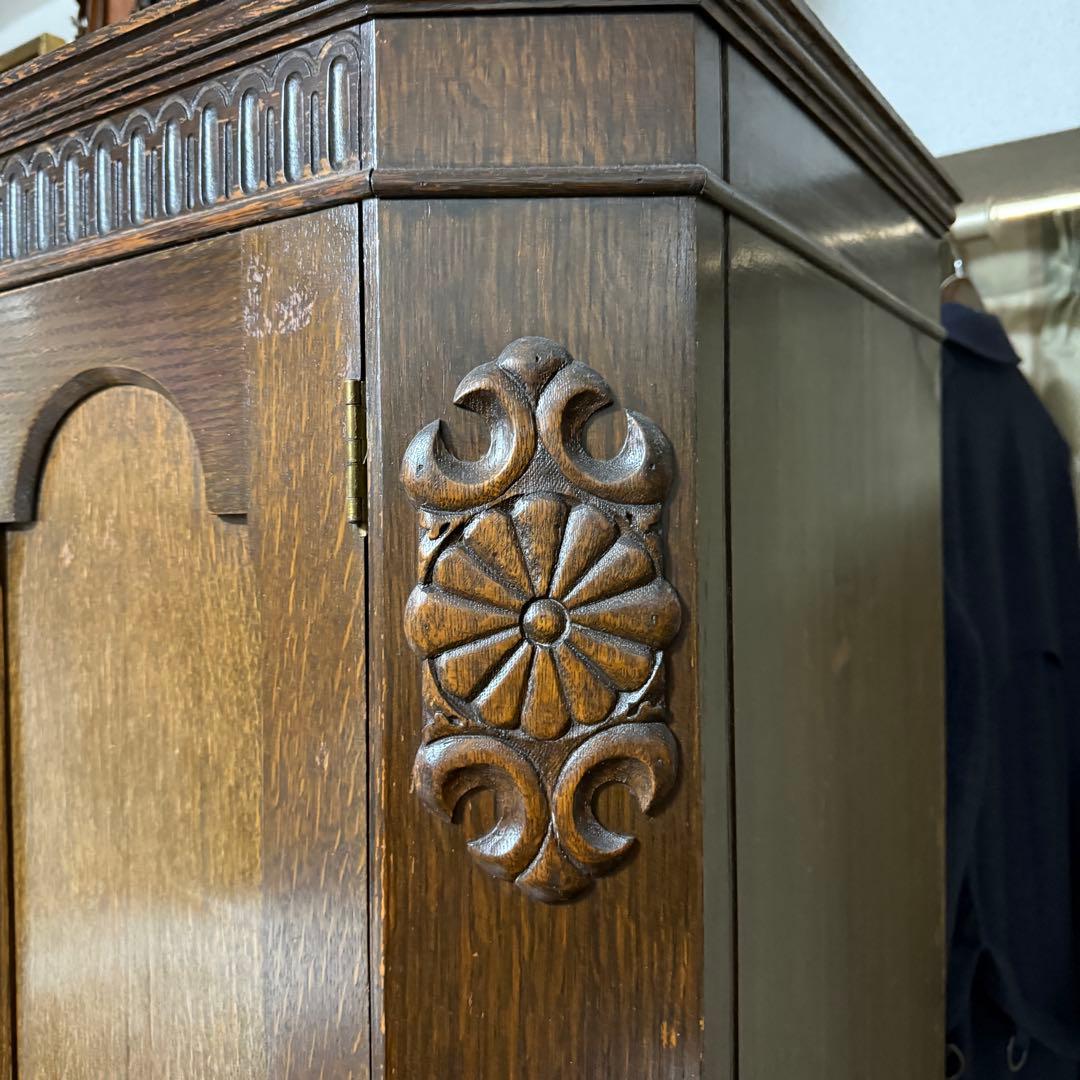 イギリスアンティーク ワードローブ クローゼット - メルカリ