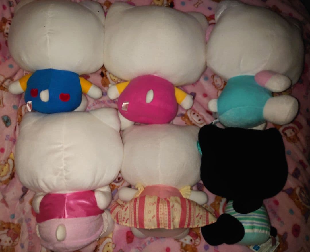 サンリオ　ハローキティ　ぬいぐるみ　6体セット