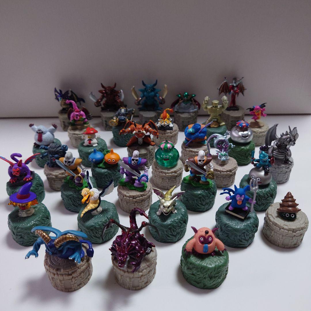 ドラゴンクエスト　フィギュア　ボトルキャップ　しん·りゅうおう　等　33種 ドラゴンクエスト フィギュア ボトルキャップ しんりゅうおう 等 33種