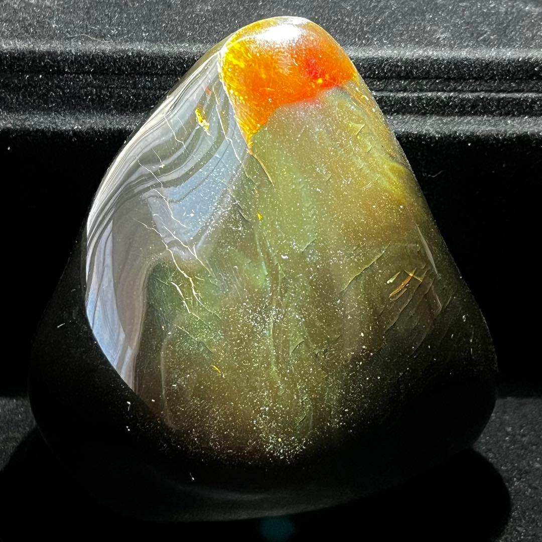 天然化石 琥珀 チェリーレッド ブルー アンバー 宝石 原石 天然石 鑑賞