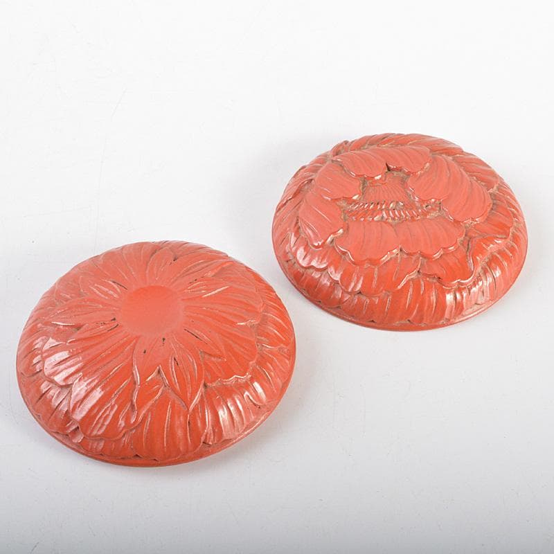 茶道具　朱塗　鎌倉彫　牡丹文　香合　箱付　V　6299