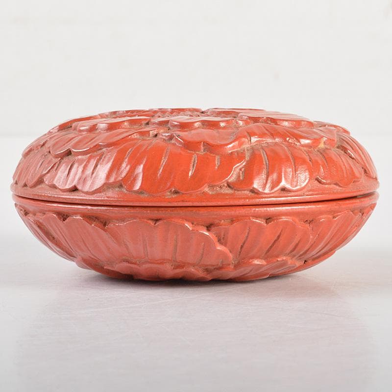 茶道具　朱塗　鎌倉彫　牡丹文　香合　箱付　V　6299