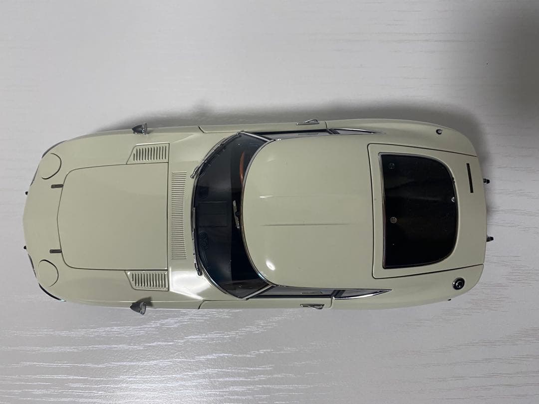 1/18 オートアート TOYOTA 2000GT ワイヤースポークホイール