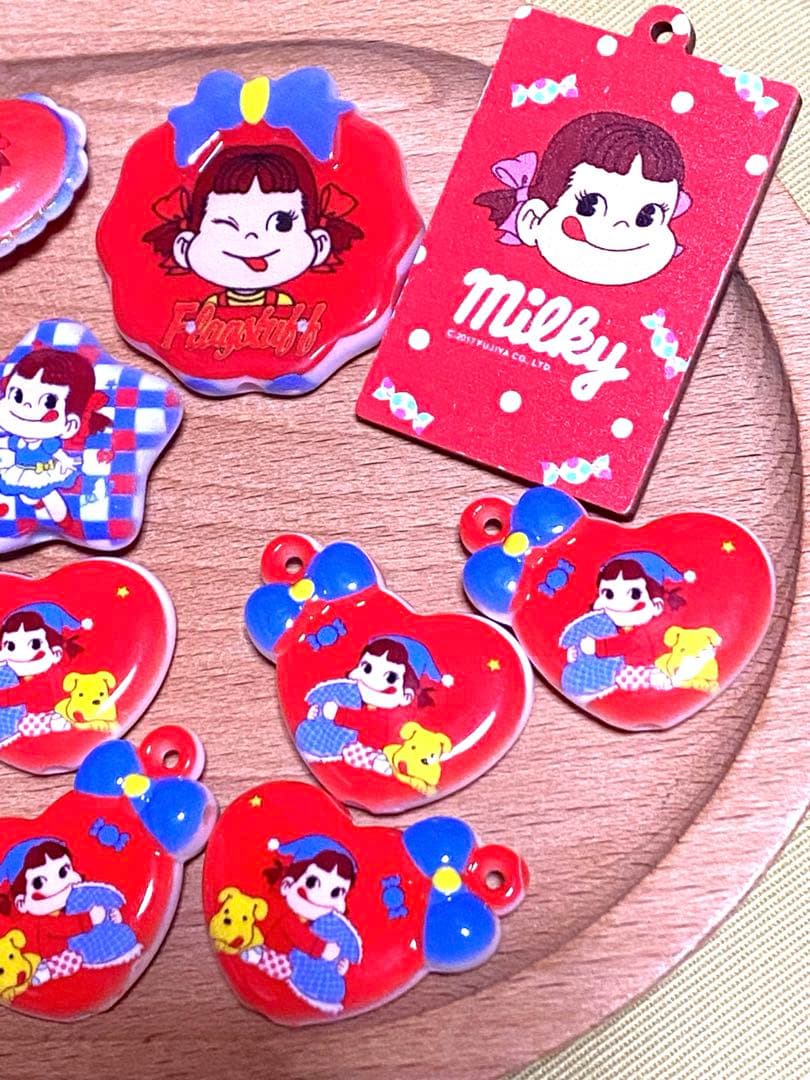 匿名発送 ペコちゃん ビーズ&プレートセット - メルカリ