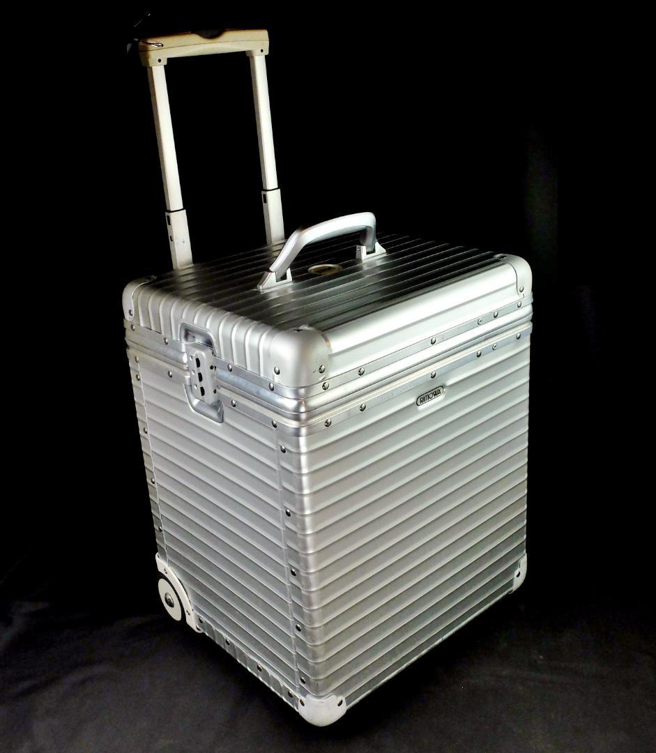 リモワ 965.19 TOPAS『IBM』限定 パイロットトロリー 40L 美品 リモワ 965.19 TOPAS『IBM』限定 パイロットトロリー 40L 美品 - メルカリ