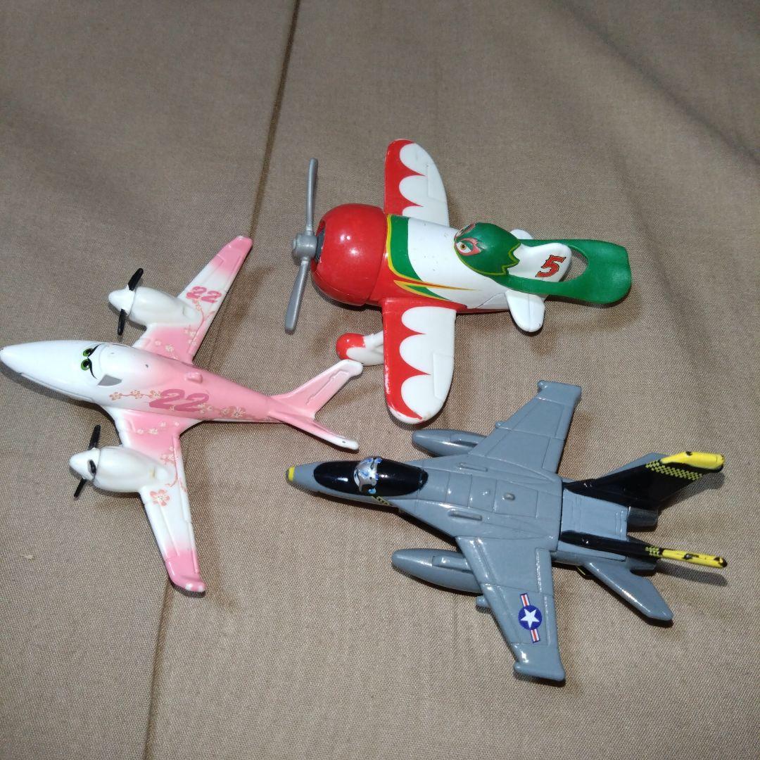 【はにわわ】トミカ カーズ　シリーズ 26台＋プレーンズ３台セット