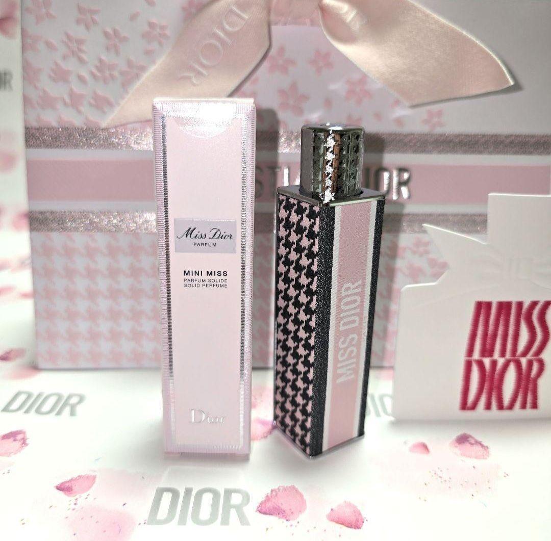 yuki♡さま♥おまとめ４点 DIOR BACKSTAGE+ミニミスラッピング付