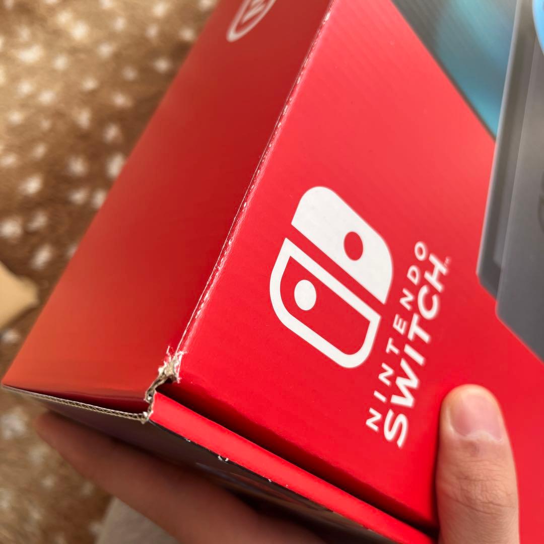 Nintendo Switch 新型ネオンブルー・ネオンレッド　バッテリー強化版