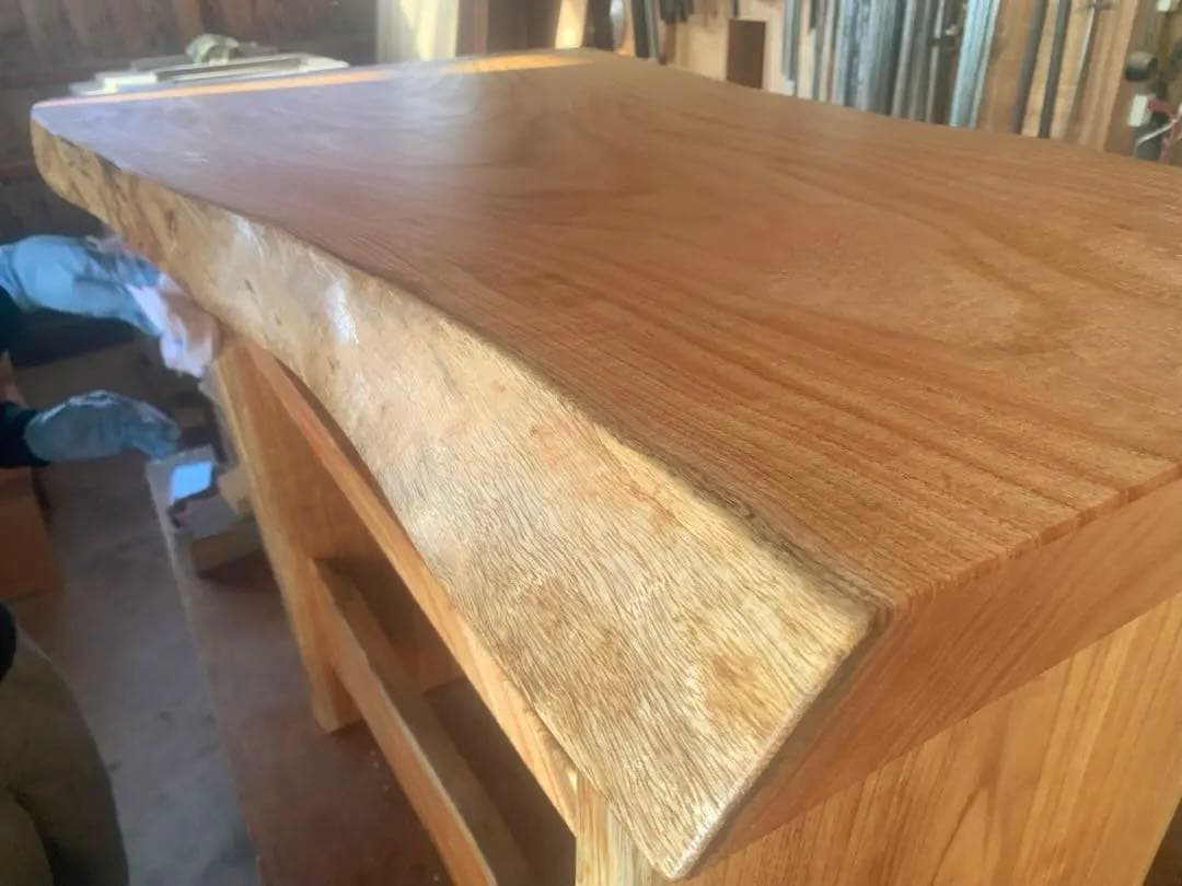 ☆ローズマリー☆無垢材(耳付栴檀一枚板)PCデスクオーダー製作＊高さ75㌢