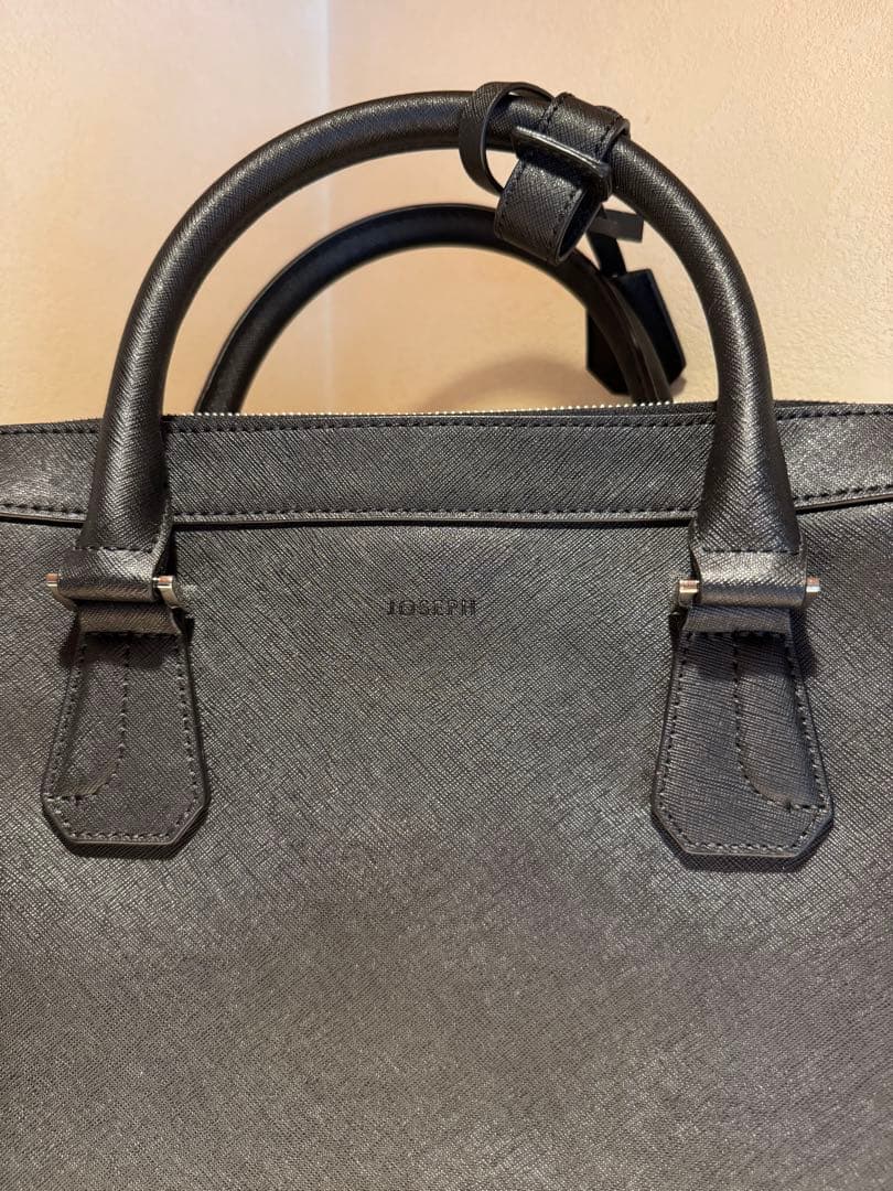 値下げ！【新品未使用】JOSEPH ビジネスバッグ 黒　A4収納可能