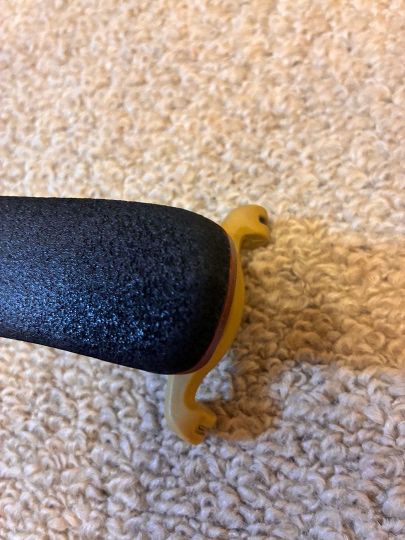 KUN Bravo バイオリン肩当て 4/4