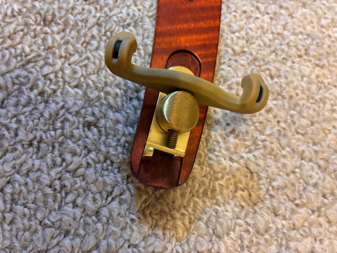 KUN Bravo バイオリン肩当て 4/4