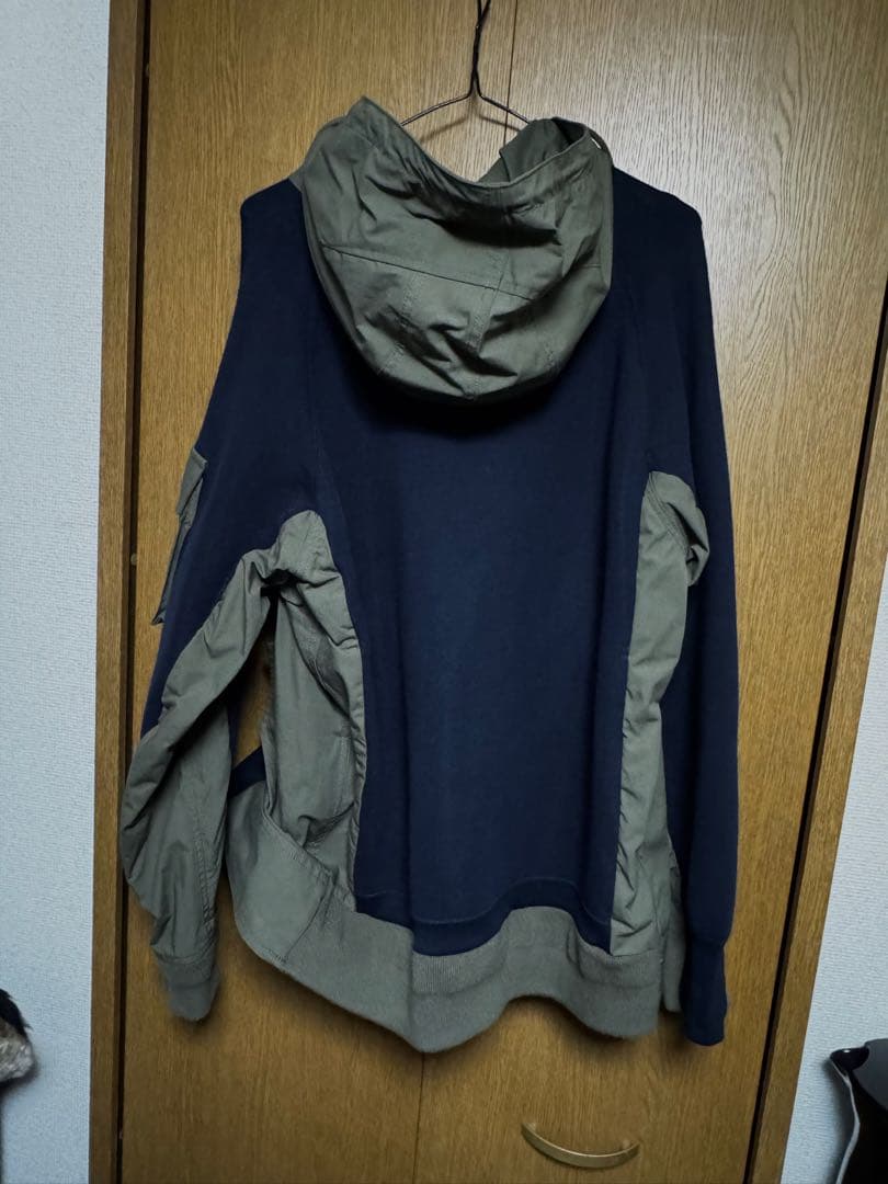 sacaiのパーカー サイズ3