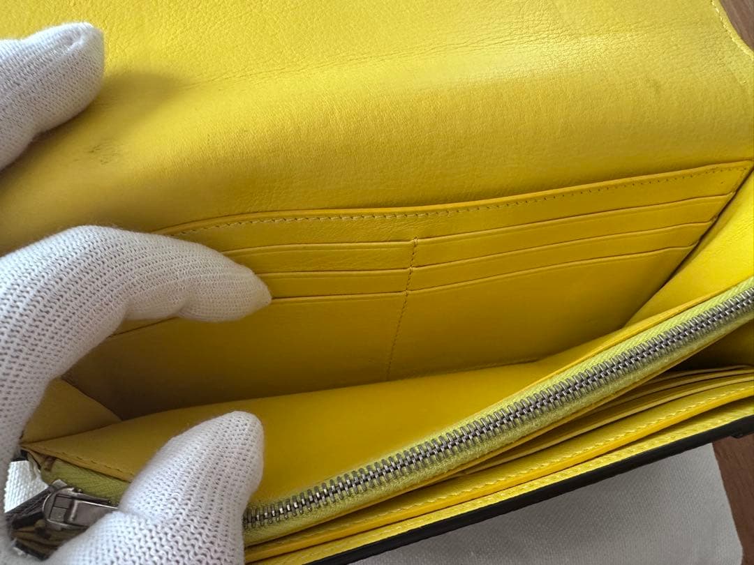 CÉLINE グレー 二つ折り長財布 保存袋付き