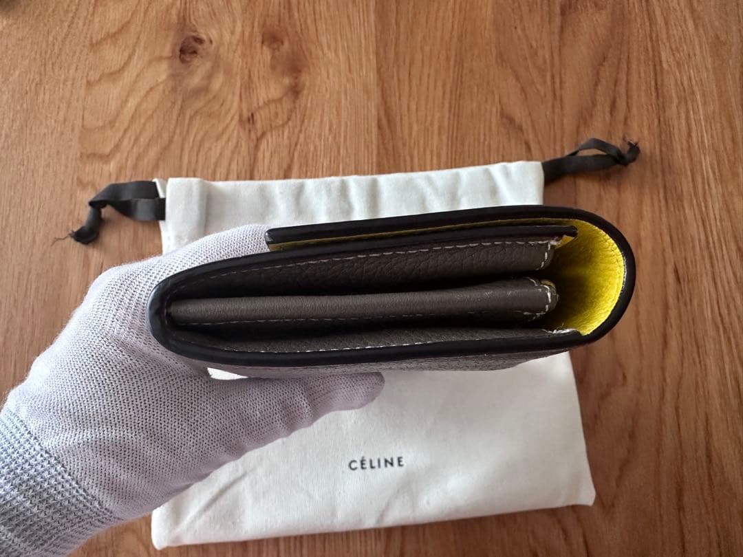 CÉLINE グレー 二つ折り長財布 保存袋付き