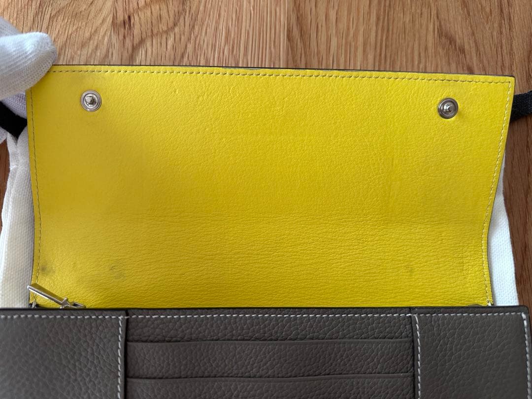 CÉLINE グレー 二つ折り長財布 保存袋付き