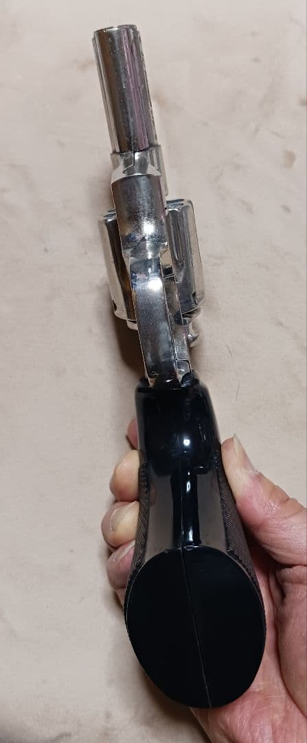 国際 金属製モデルガン　パイソン357(本体のみ)　SMGマーク有り 銃口閉塞