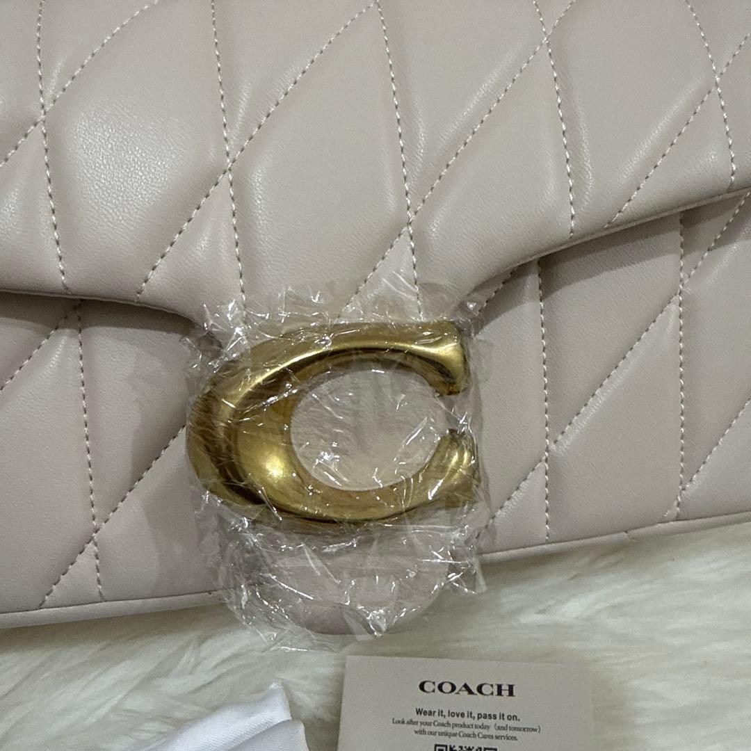 COACH ブラック ショルダーバッグ キルティング　26cm