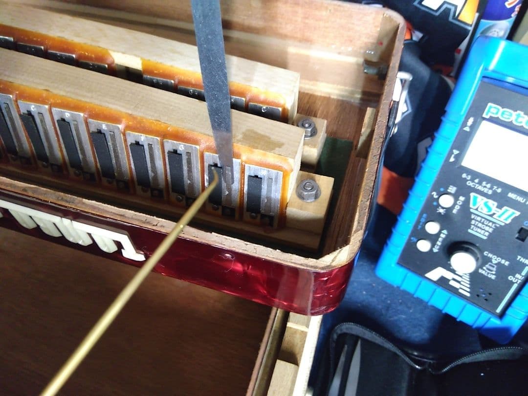 大幅メンテ完了】 トンボ ソプラノアコーディオン No.250 赤（即演奏可）