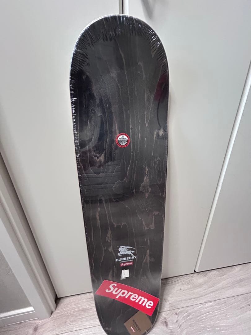 Supreme Burberry　スケボー デッキ　ピンク