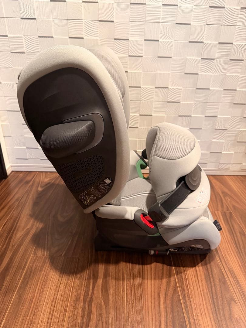 超美品 cybexサイベックス pallasパラスG2 チャイルドシート グレー