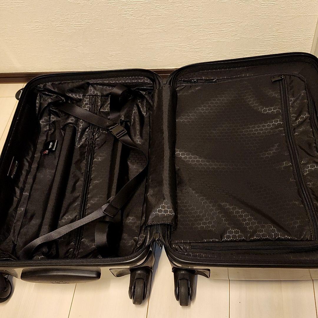 TUMI カーボン柄 4輪スーツケース キャリーケース VAPOR