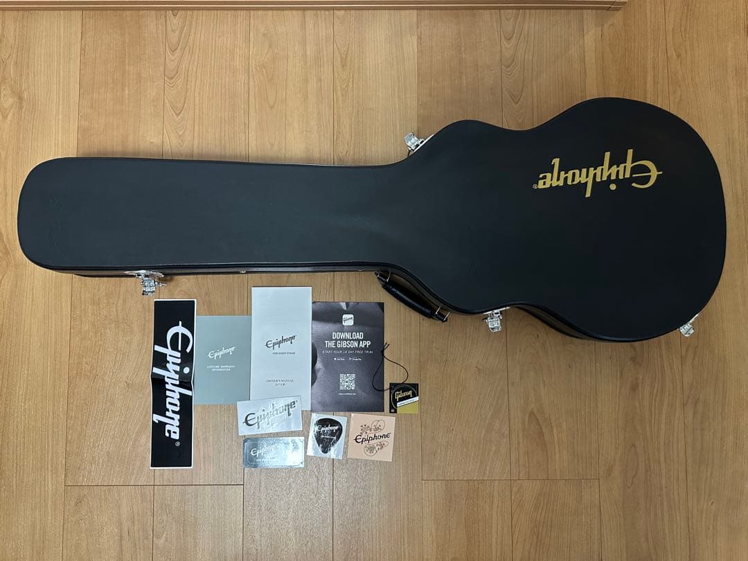Epiphone Les Paul Custom ブラック Epiphone Les Paul Custom Outfit Inspired by Gibson in Ebony with