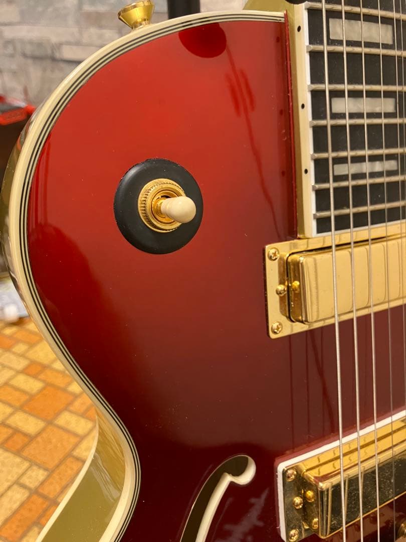 美品Epiphone Uptown Kat ES Ruby Red ／生産終了 - メルカリ