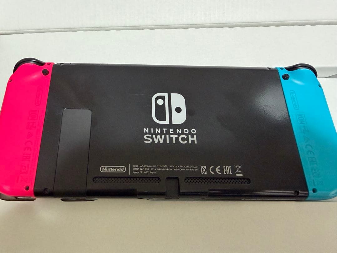 Nintendo Switch 本体 箱あり　付属品完備　SDカード付き