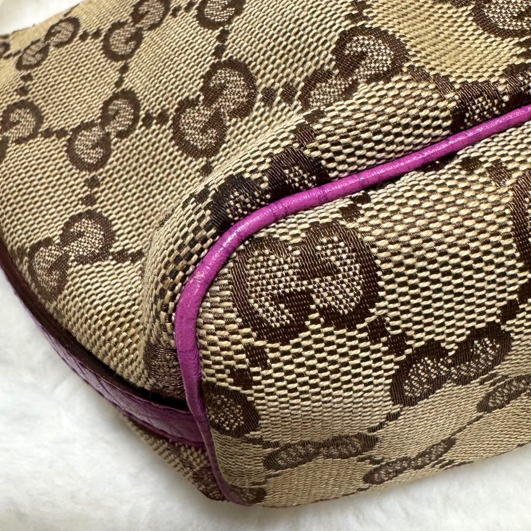 GUCCI アクセサリーポーチ　シェリーライン　GG