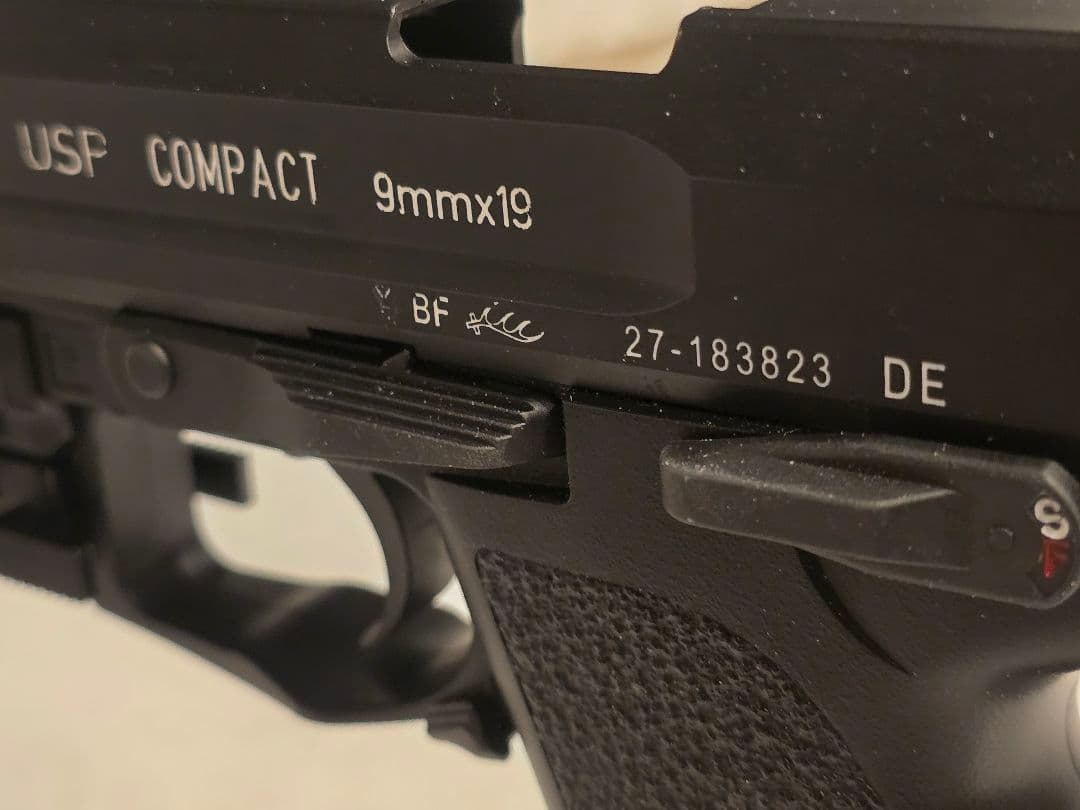 美品 東京マルイ カスタムUSP コンパクト ガスブローバック 動作確認済み