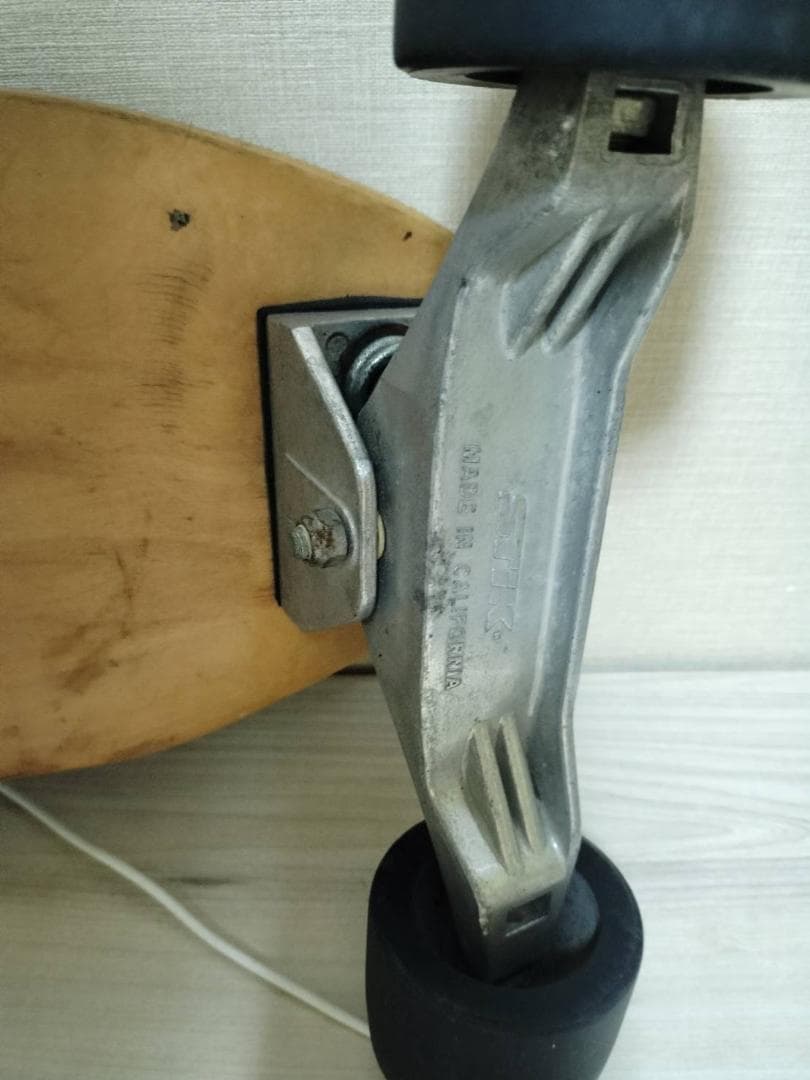 ☆CARVE BOARD SURF STIK ロングスケートボード　陸トレ